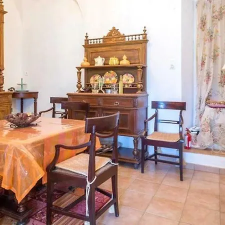 Apartament Saint-florent Sleeps 2 Wifi