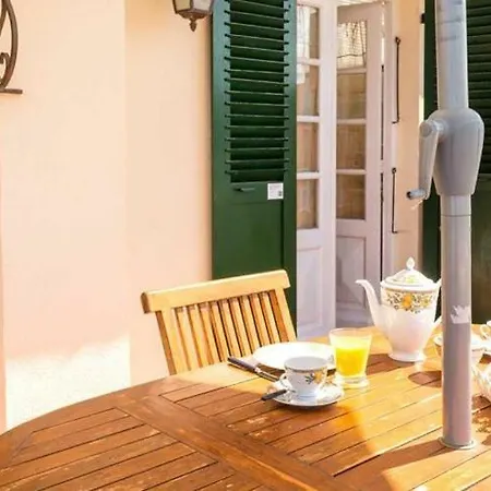 Apartment Saint-florent Sleeps 2 Wifi *